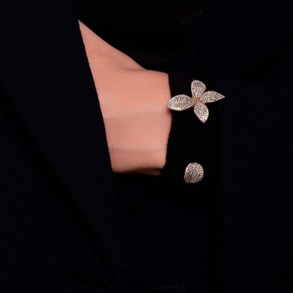 Diamond flower bracelet C39 - Picture 3 of 6